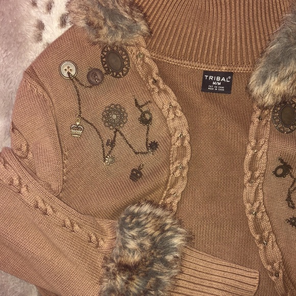 Faux Fur cardigan - Picture 2 of 5